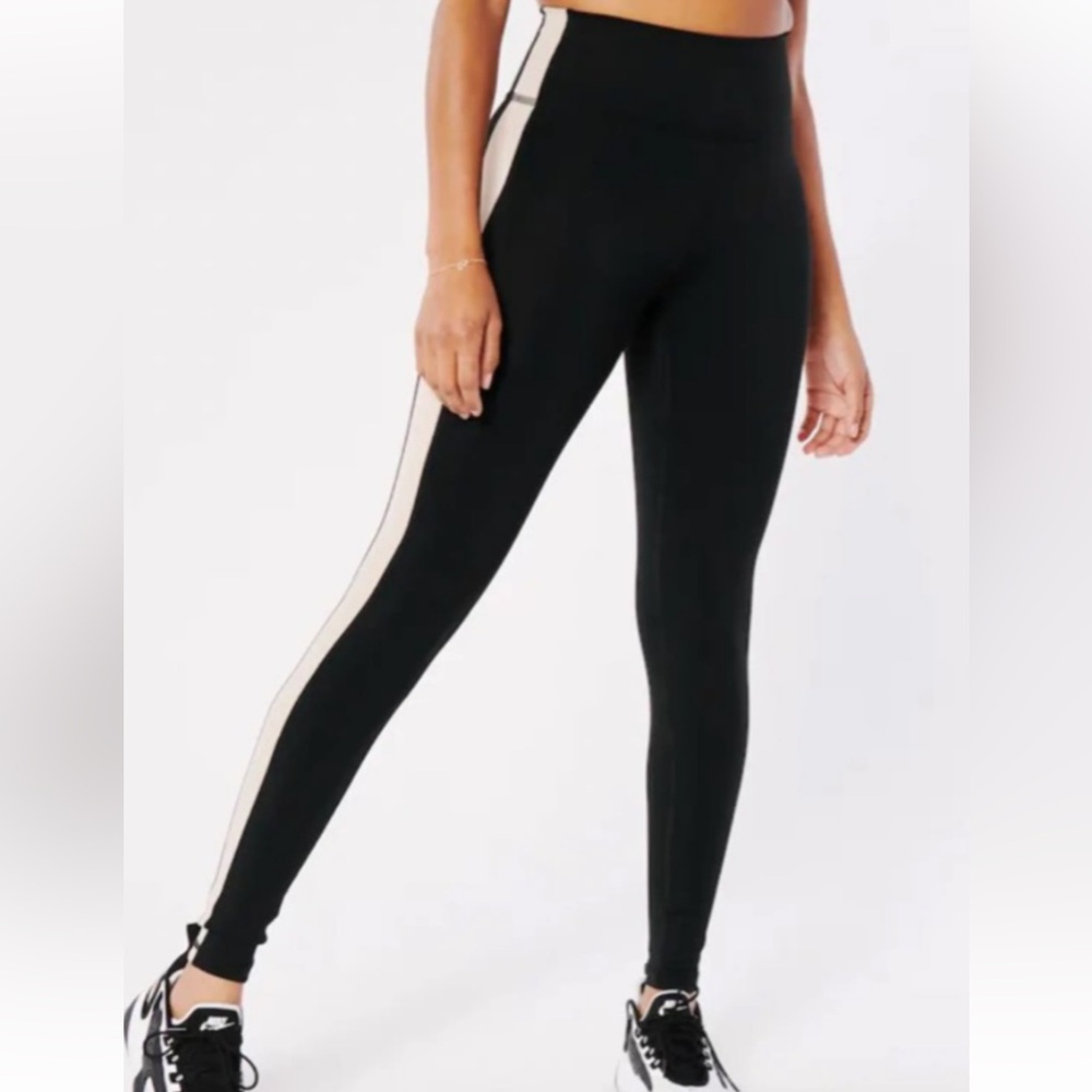 Hollister leggings